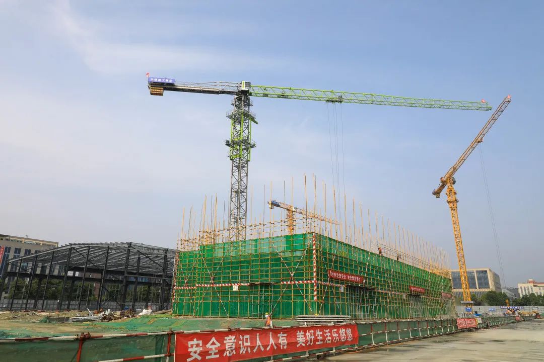 ����ɫ�ⶼ���ص���Ŀ����������ۯ���������ƽ����ܹ�ҵ��Ȧǿ��